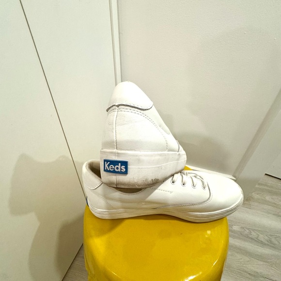 Ladies white Keds platform memory lace up leather shoes - Picture 3 of 3